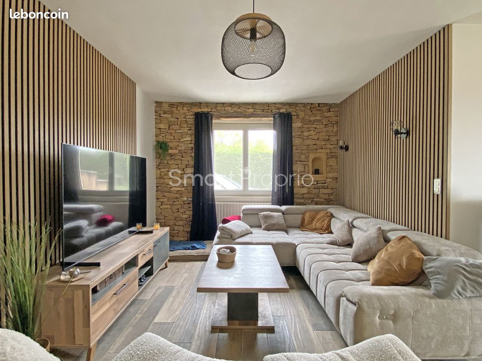 Maison 10 pièces 317 m² · à Val d'Oingt · 317 m² · 620 000 €