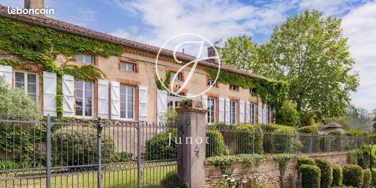 Maison 7 pièces 241 m² · à Samatan · 241 m² · 645 000 €