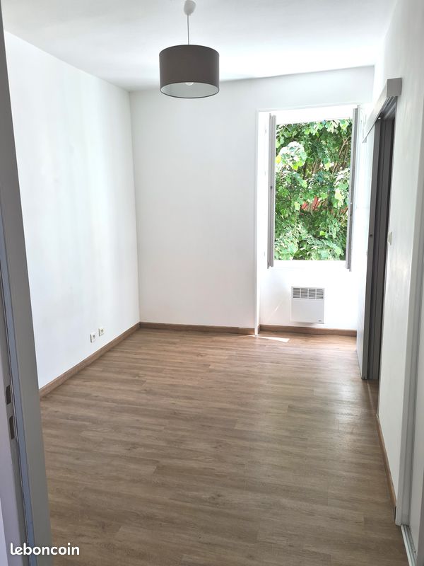 APPARTEMENT 2 pièces + bureau, LIBRE DE SUITE et SANS FRAIS D'AGENCE - Limoges 87000 (image principale 2)