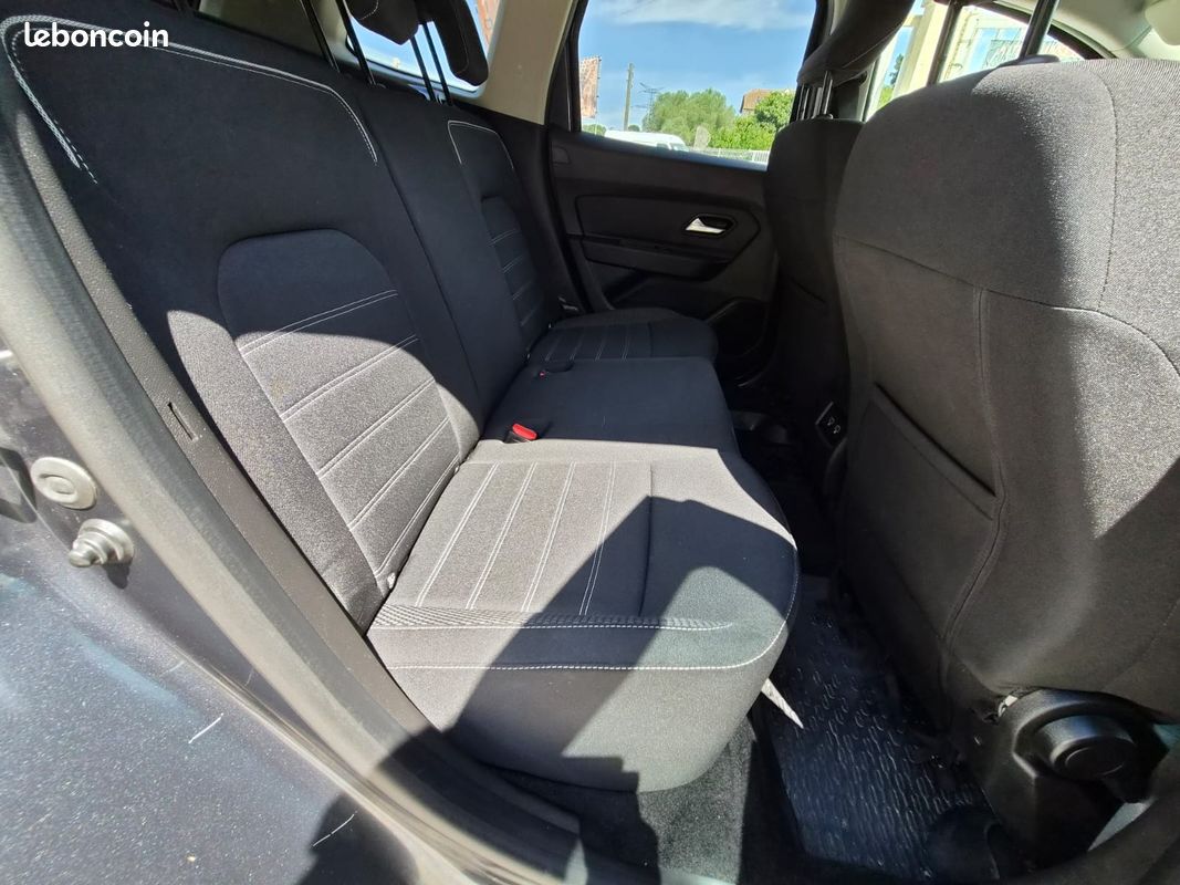 Dacia Duster DCI 115cv Prestige 2022 1ère Main (image 11)