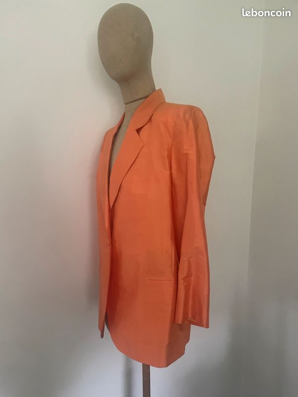 Jolie veste Haute couture par Hélène Grainville, en soie sauvage. T 38/40 (image 1)