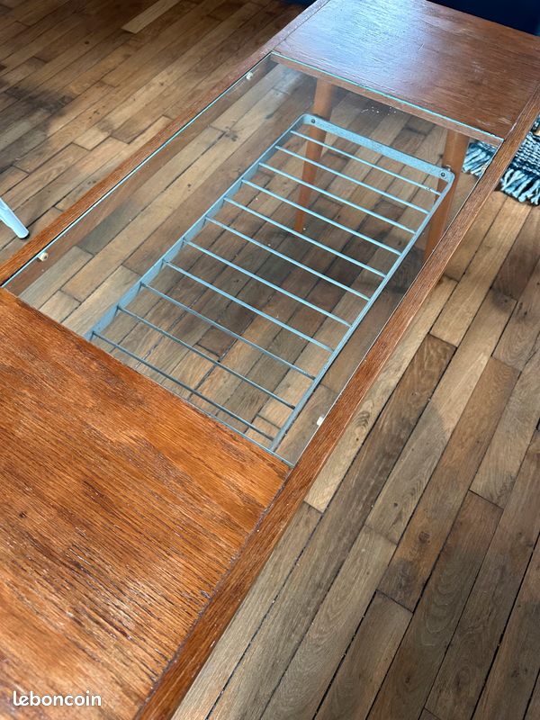 Table basse scandinave (image 1)