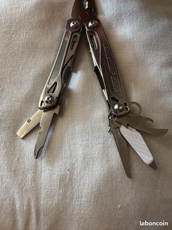 Pince et ciseaux multifonctions LEATHERMAN sidekick, 6.6 cm (image 2)