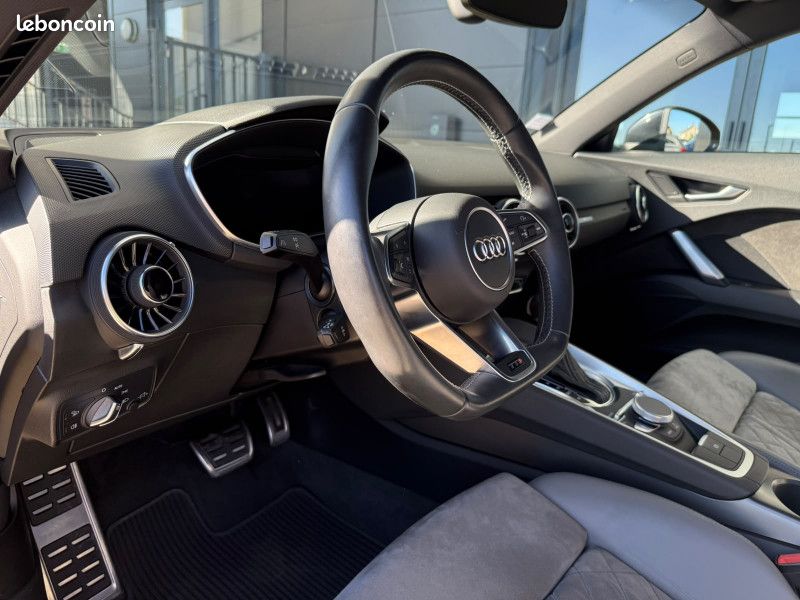 Audi TTS 2.0 TFSI 310 QUATTRO S TRONIC 6 (image 30)