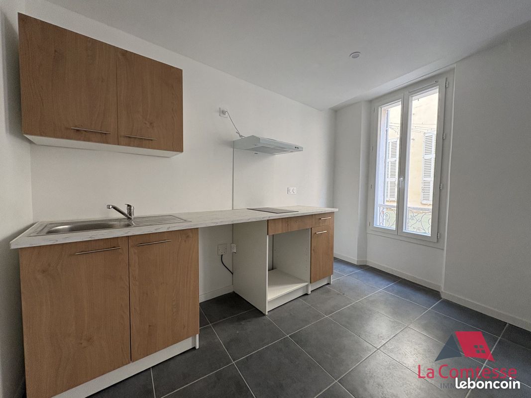 Appartement a louer aubagne - 1 pièce(s) - 29 m2 - Surfyn