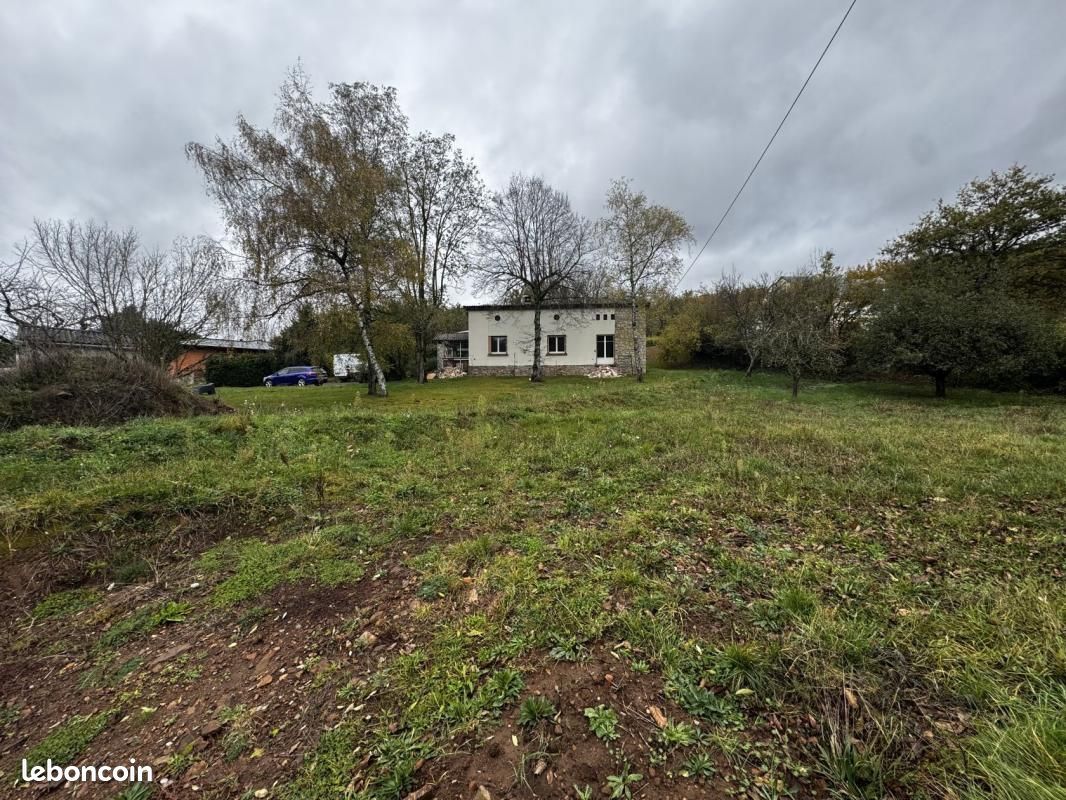 Terrain 895 m² Agen D Aveyron · à Agen-d'Aveyron · 78 000 €
