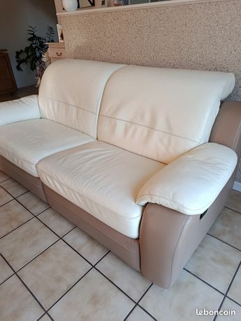 Lot De 2 Canapés En Cuir Blanc Cassé - Accoudoirs En Bois - 160 Cm - Bon état