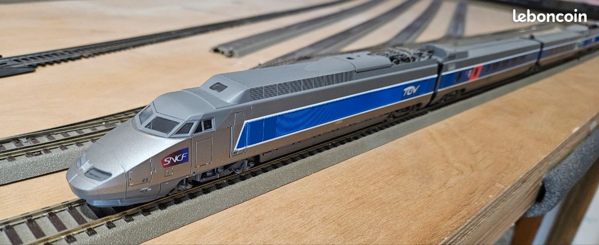 Coffret Train TGV Sud-Est Jouef HO 1/87 Neuf