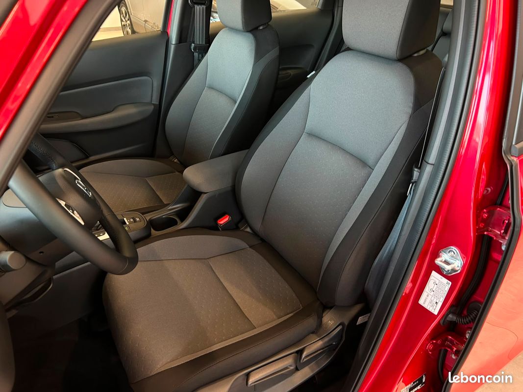 HONDA Jazz e:HEV 1.5 i-MMD Executive (image 18)