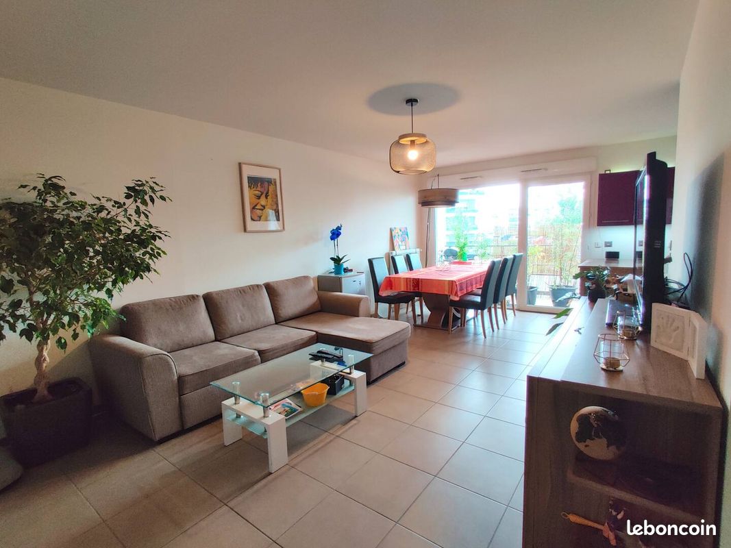Appartement 3 pièces 80 m² · à Saint-Genis-Pouilly · 80 m² · 409 000 €