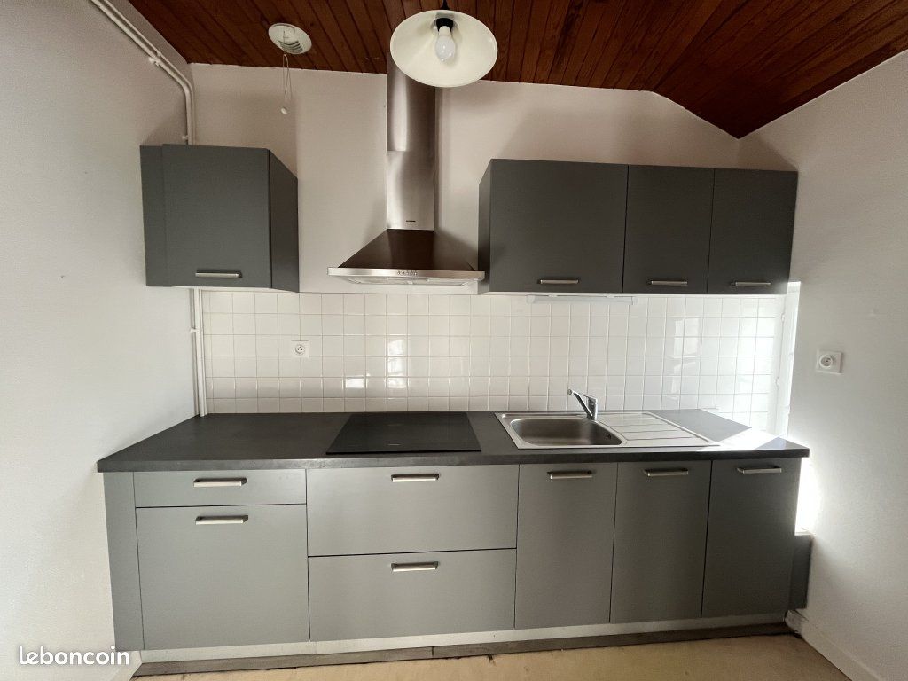 Appartement 3 pièces 51 m² · à Savigneux · 51 m² · 480 €/mois