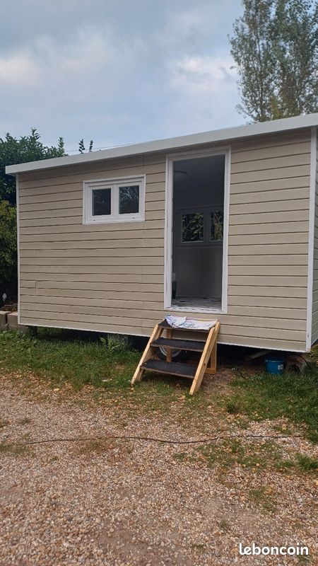 Cabane de chantier (image 1)