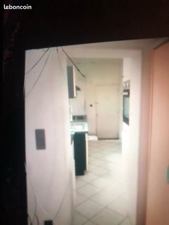 Vends lot, deux appartements t1bis et studio