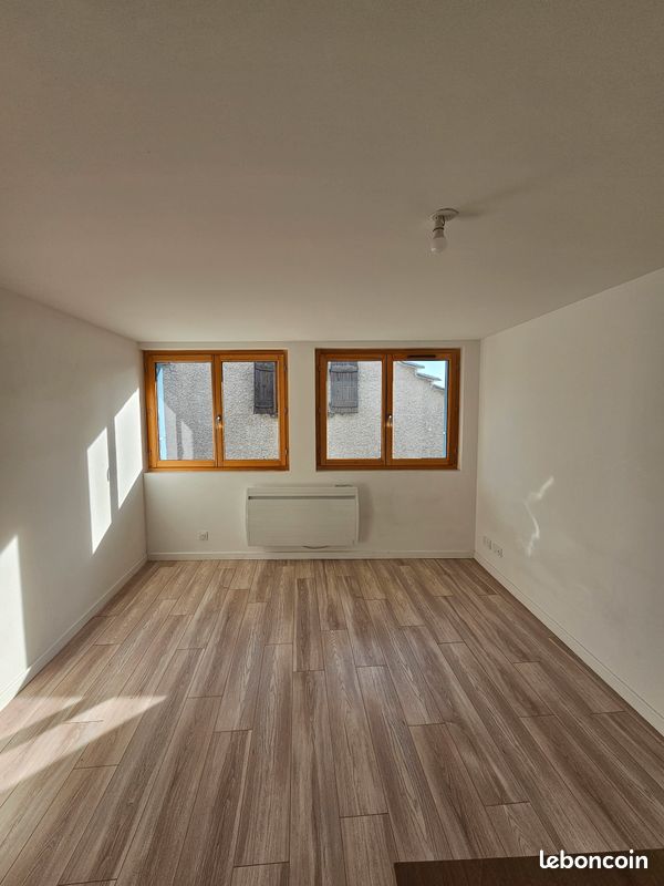 Appartement 1 pièce 20 m² · à Lans-en-Vercors · 20 m² · 458 €