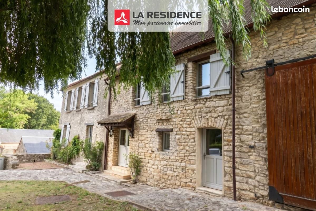 Maison 6 pièces 194 m² · à Montreuil-sur-Epte · 194 m² · 575 900 €