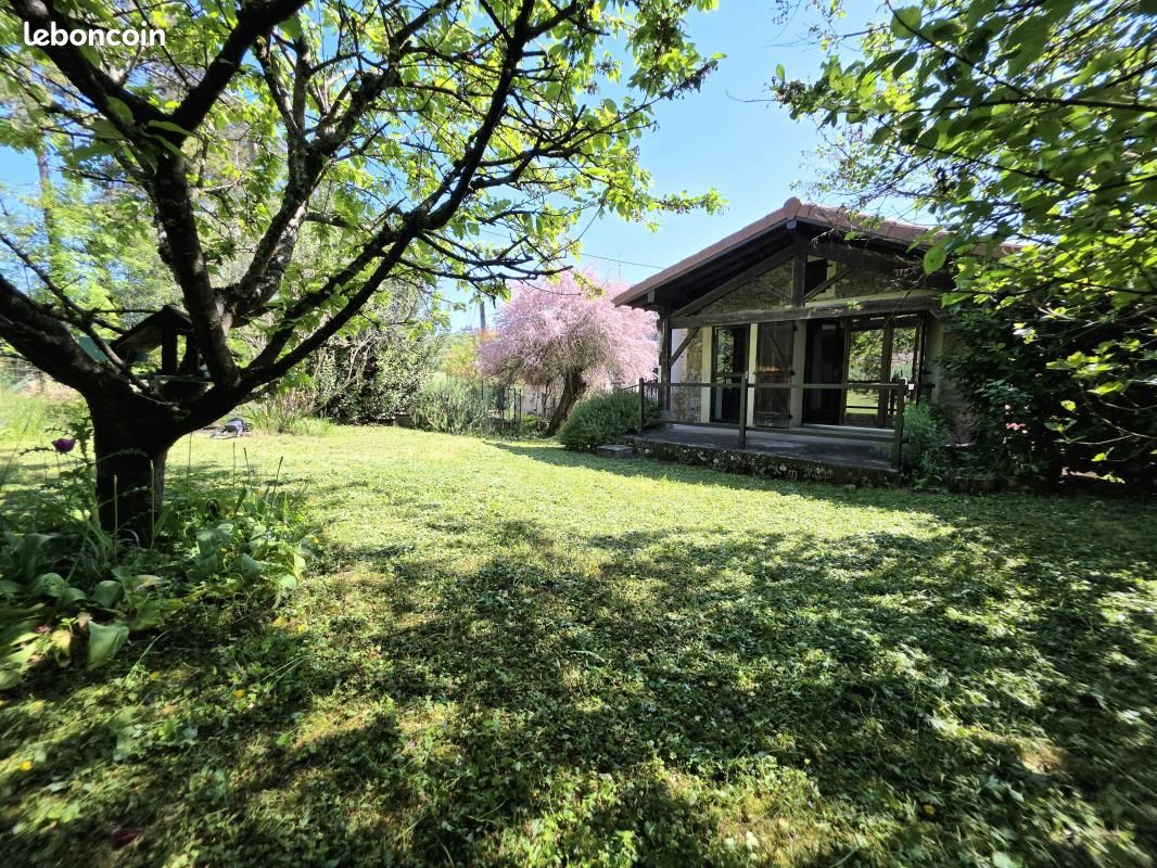 Maison 5 pièces 114 m² · à Val d'Oingt · 114 m² · 229 000 €