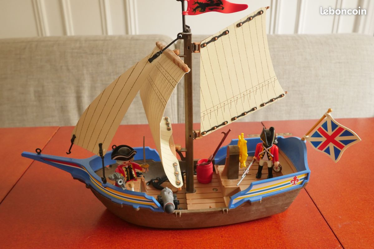 Playmobil 5140 Navire Soldats Britanniques – Jouet De Construction Flottant – Canon & Boussole – Dès 4 Ans