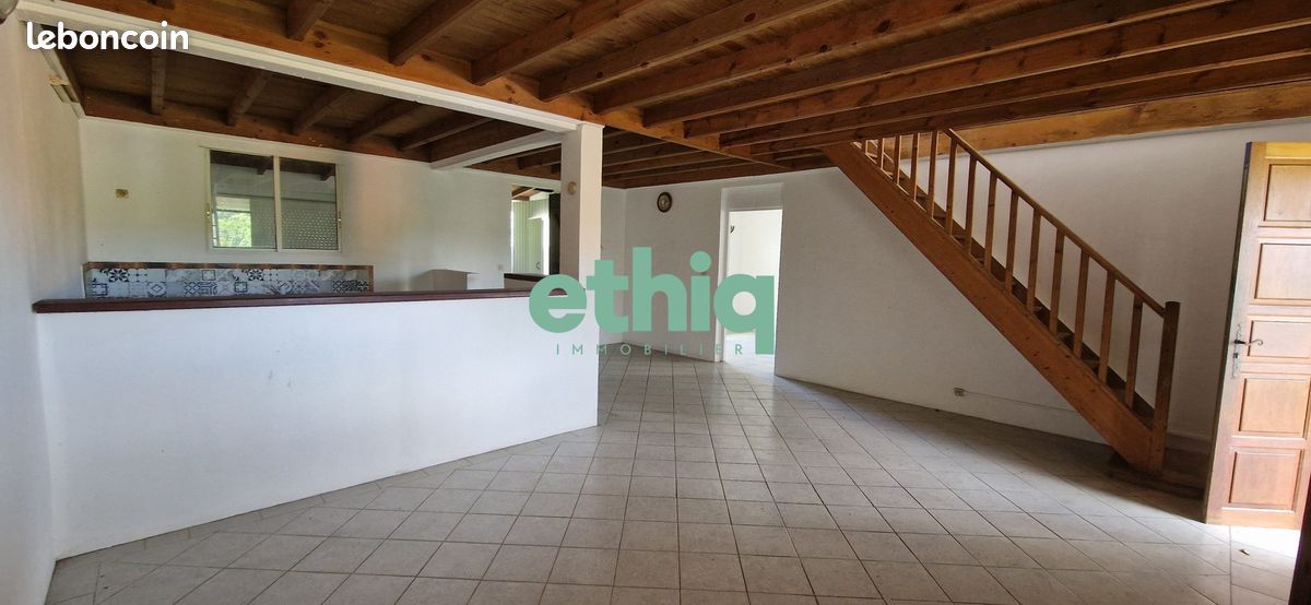Maison 5 pièces 166 m² · à Morne-À-l'Eau · 166 m² · 285 000 €