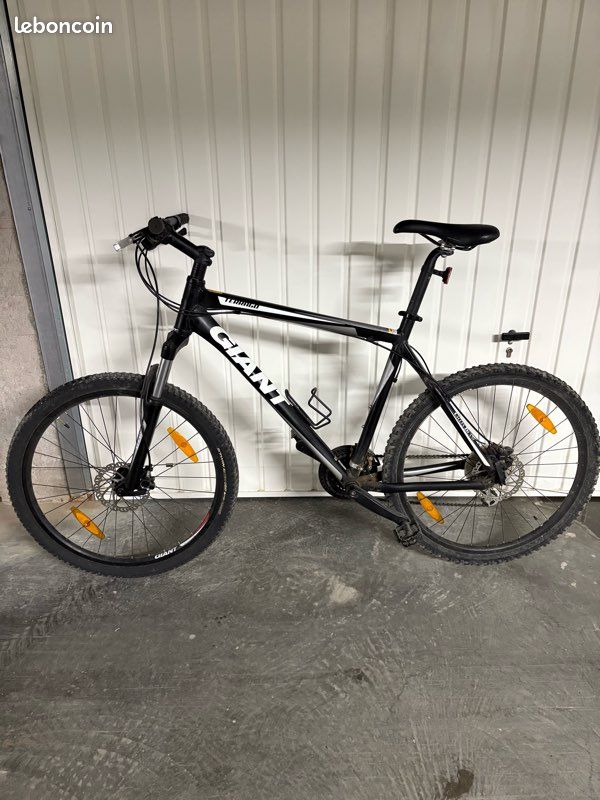 VTT Giant Terrago L Vélos