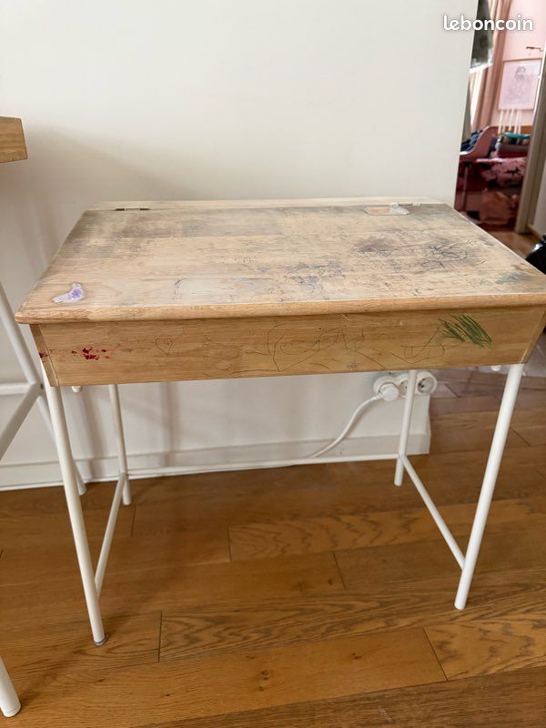 Bureau d’écolier en bois + chaise Zara Home (image 3)