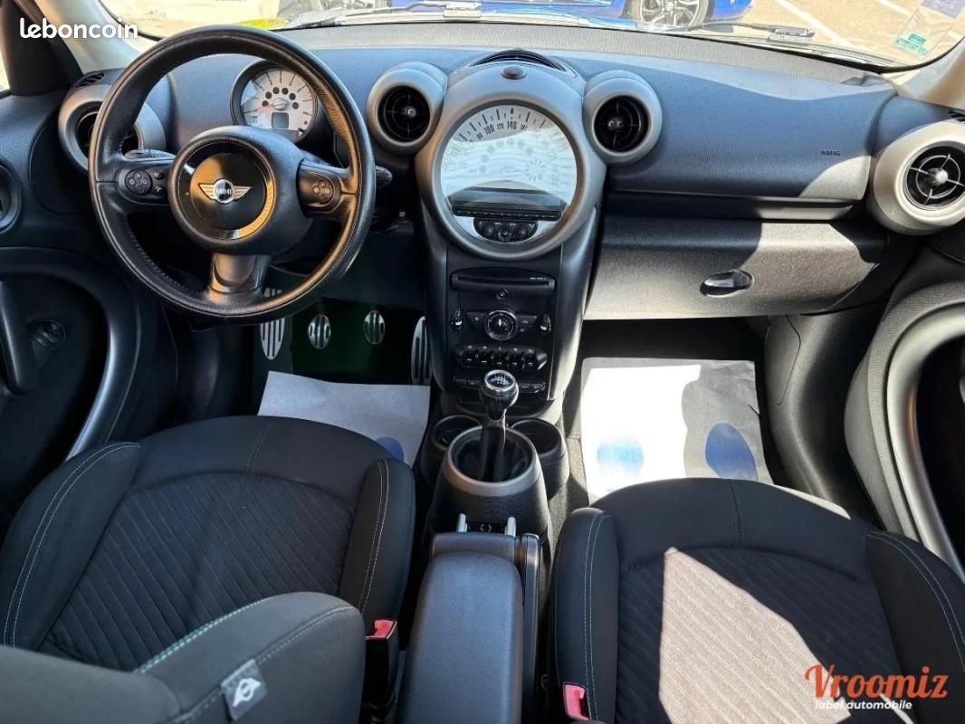 Mini Countryman 1.6 185 COOPER S ALL4 (image 9)