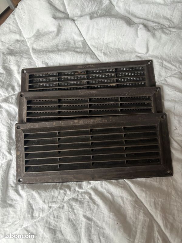 3 grilles d’aération (image 1)