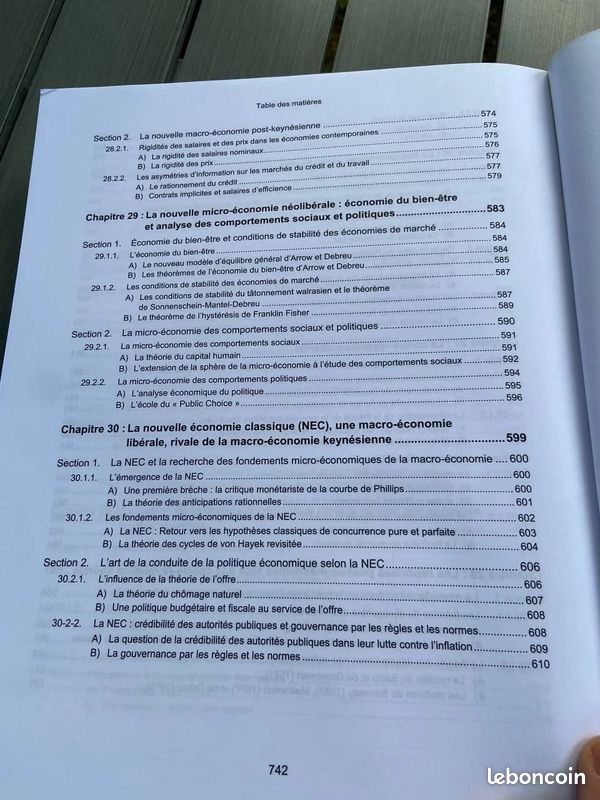 Histoire de la pensée économique. Science Po, Classes préparatoires, universités. / Yves Perez (image 17)