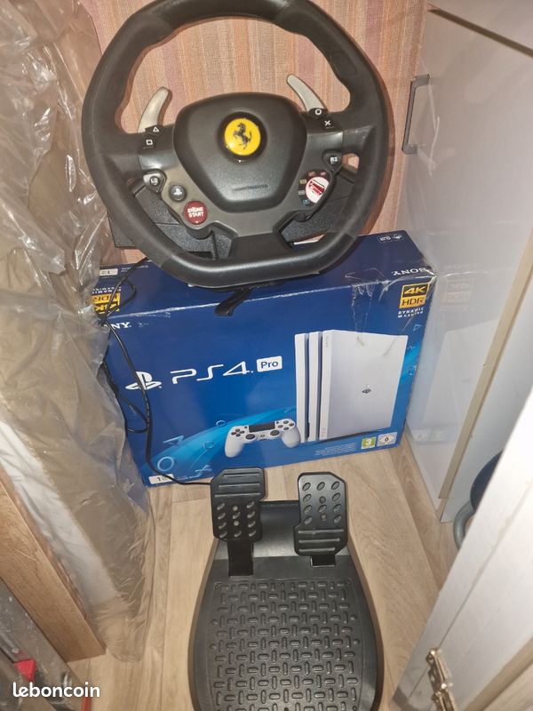 Console PlayStation 4 PS4 1To Noire – Complète Avec 2 Manettes + Câble HDMI + 7 Jeux