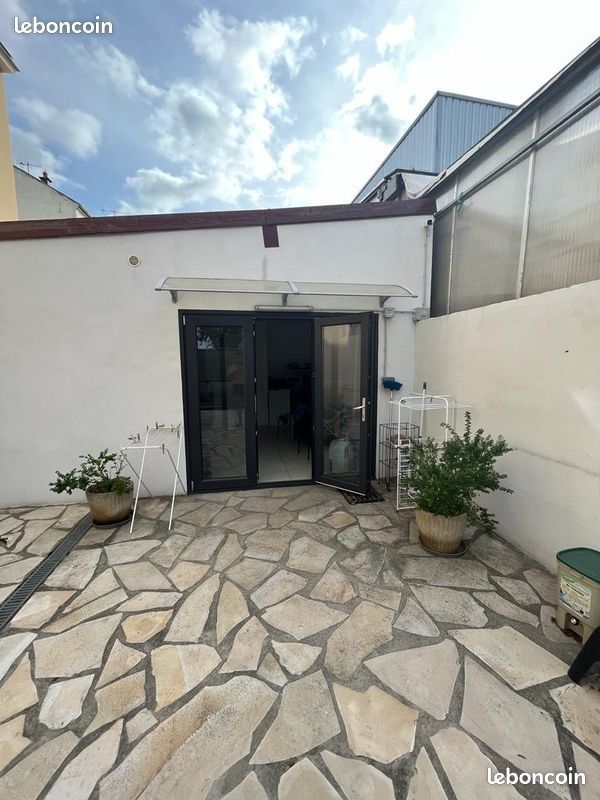 Appartement 1 pièce 20 m² · à Épinay-sur-Seine · 20 m² · 725 €/mois