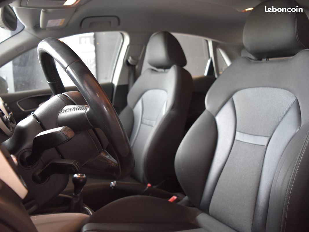 AUDI A1 SPORTBACK 1.6 TDI 90 Ambition (image 14)