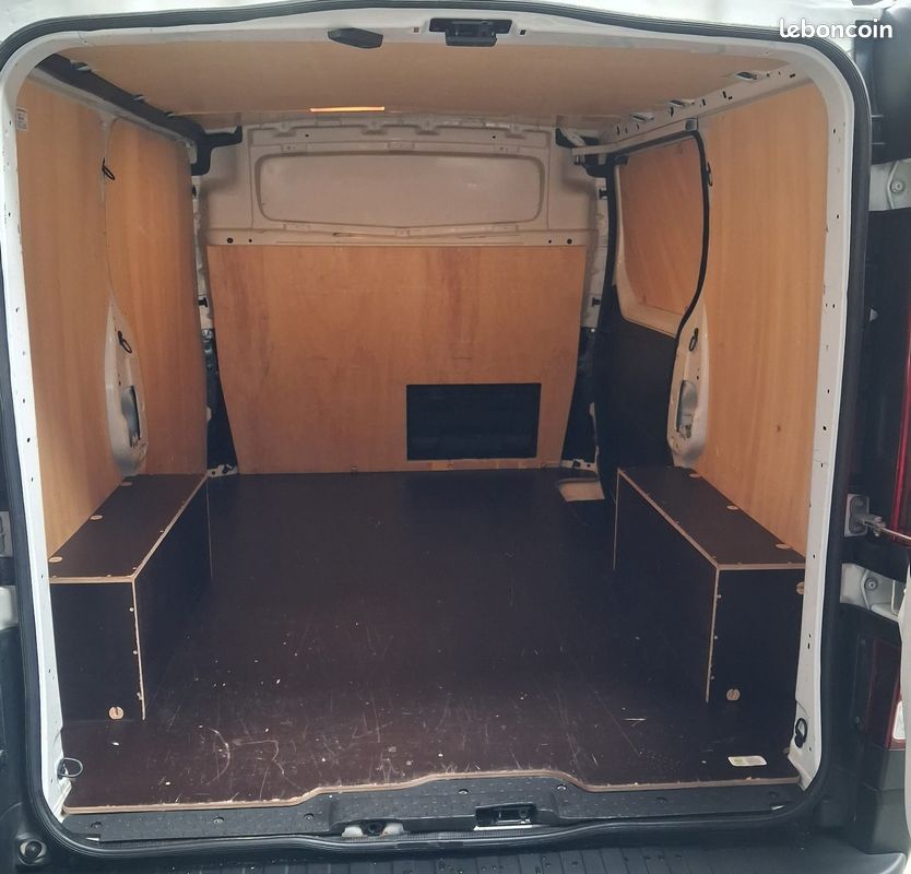 Trafic l1h1 dci 150 ch edc (boite auto) 60.202 km 19.992 ht (23.990 ttc) (image 3)
