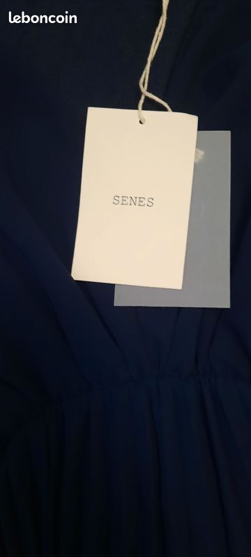 Robe (image 2)