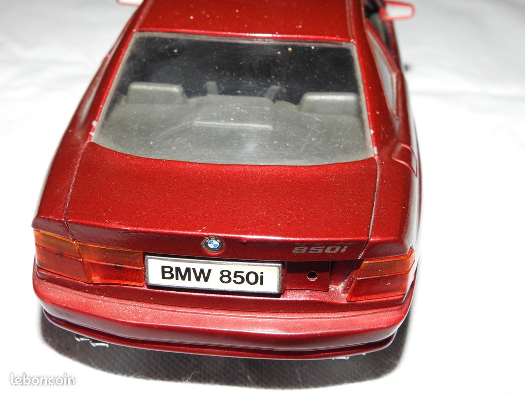 Voiture miniature BMW 850 i 1/18 MAISTO (image 4)