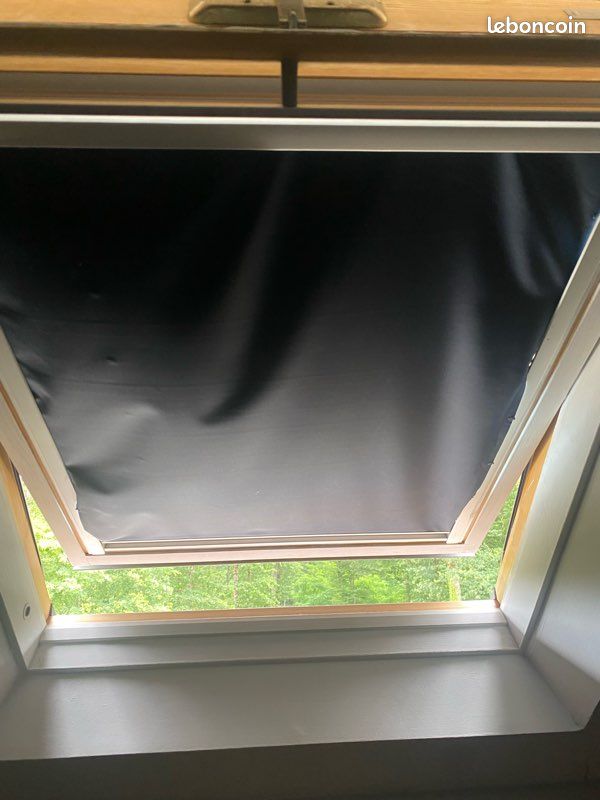 2 store Velux bleue nuit (image 3)