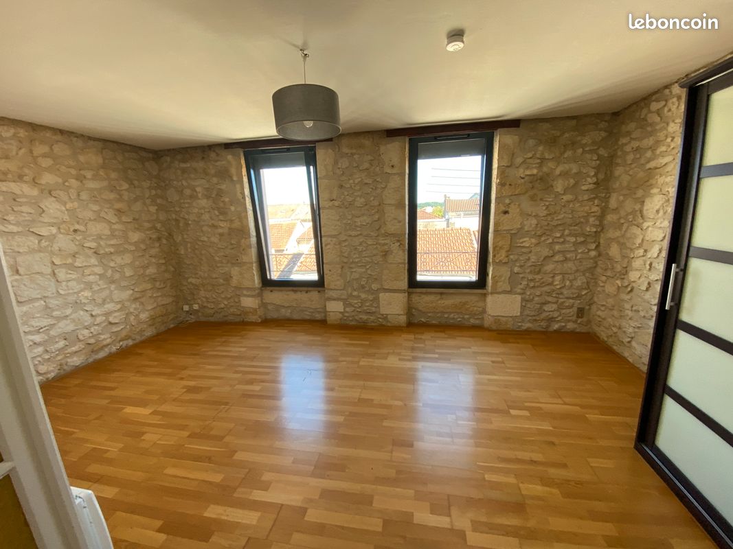 Appartement 1 pièce 36 m² · à Périgueux · 36 m² · 460 €