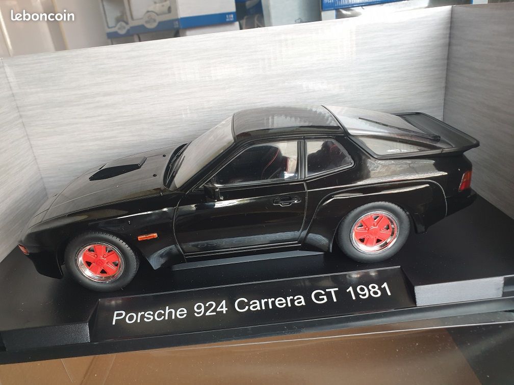 Porsche 924 Carrera GT 1981 Noire - Modelcar 1/18 - Neuve Sous Boîte