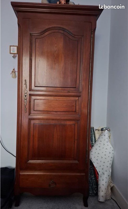 Armoire bonnetière (image 1)
