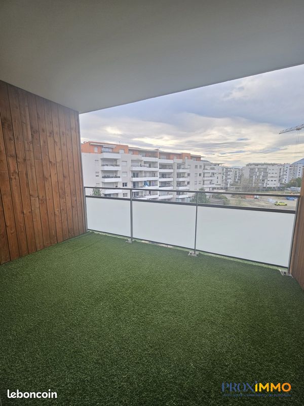 Appartement 2 pièces 45 m² · à Voiron · 45 m² · 760 €/mois