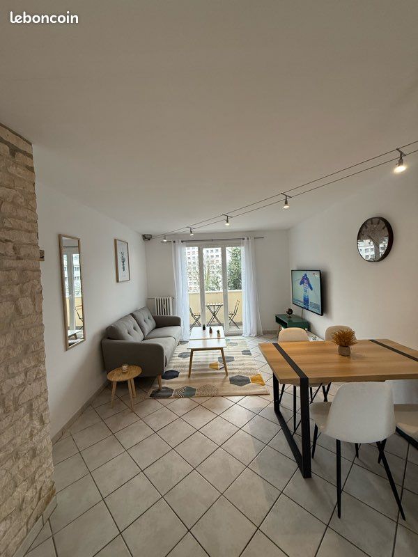 Appartement 3 pièces 56 m² · à Saint-Étienne · 56 m² · 695 €/mois