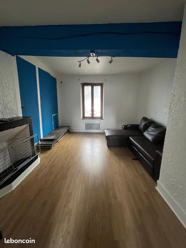 Appartement 1 pièce 27 m² · à La Ferté-Gaucher · 27 m² · 495 €