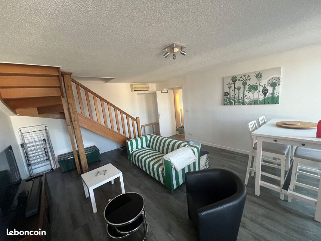 Appartement 5 pièces 93 m² · à Nevers · 93 m² · 490 €