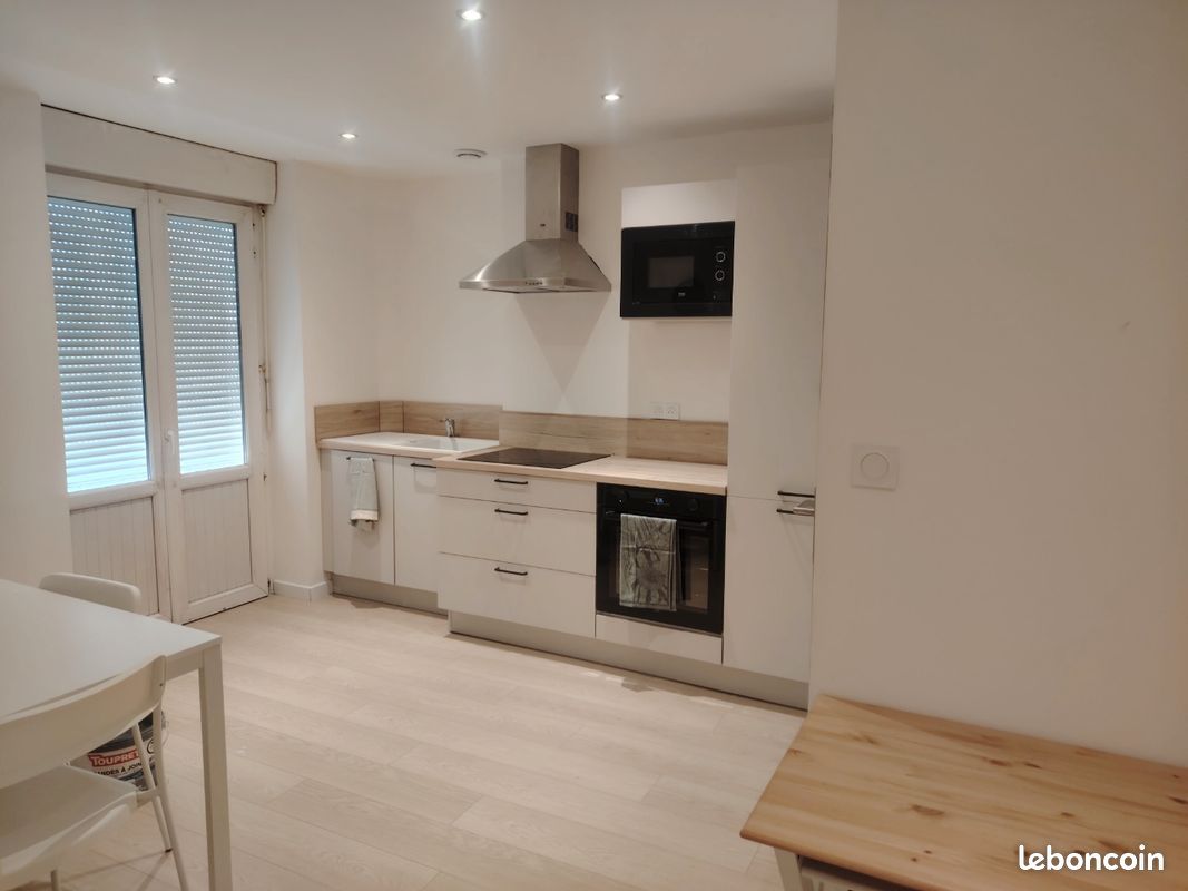 Appartement 2 pièces 30 m² · à Saint-Étienne · 30 m² · 465 €