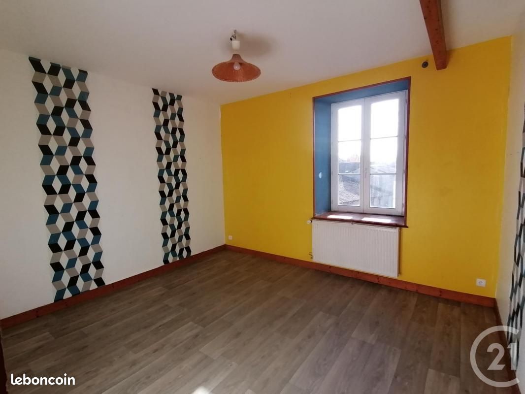 Maison 12 pièces 343 m² - Valdelaume 79110 Pioussay (image principale 8)