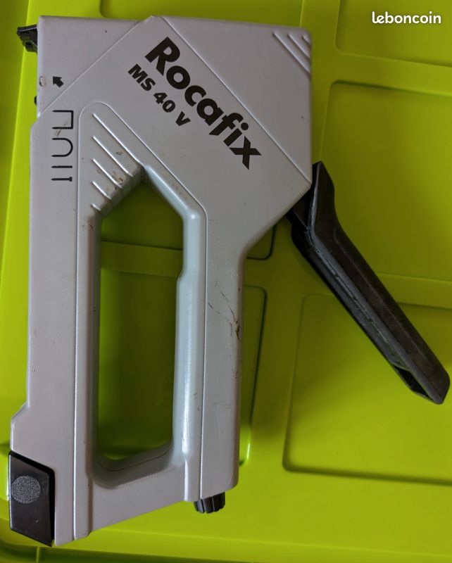 Agrafeuse clouteuse ROCAFIX MS 40 V (image 1)