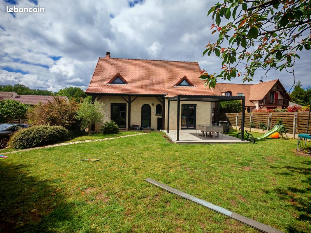 Maison 5 pièces 127 m² · à Ollainville · 127 m² · 370 000 €