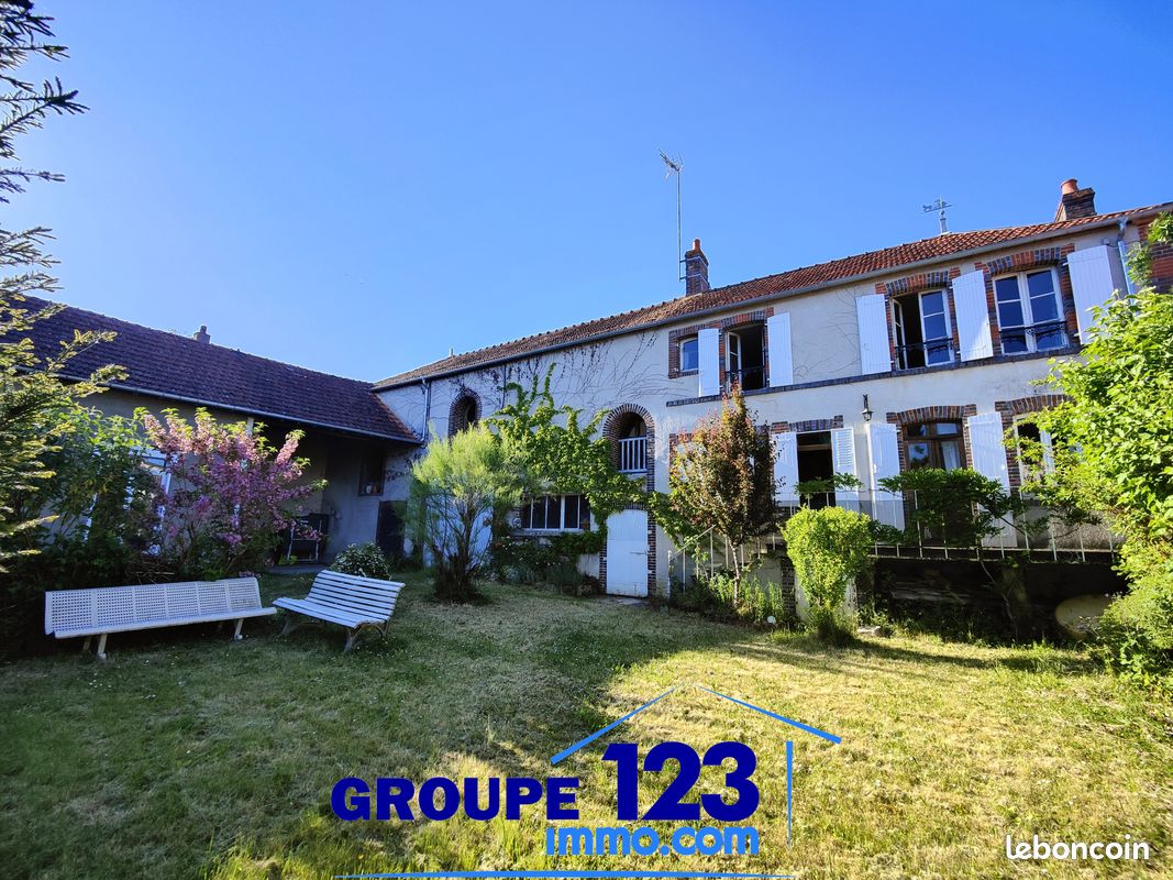 Maison 3 pièces 80 m² · à Bussy-en-Othe · 80 m² · 99 900 €
