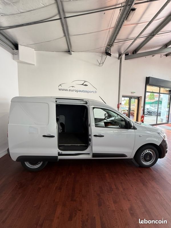 Renault EXPRESS VAN 1.5 BLUE DCI 95CH CONFORT 22 (image 3)