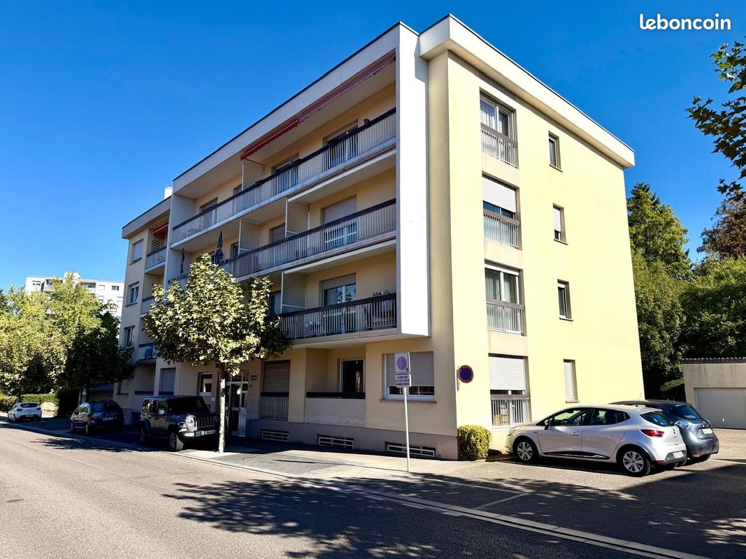 Appartement 4 pièces 90 m² · à Riedisheim · 90 m² · 141 750 €