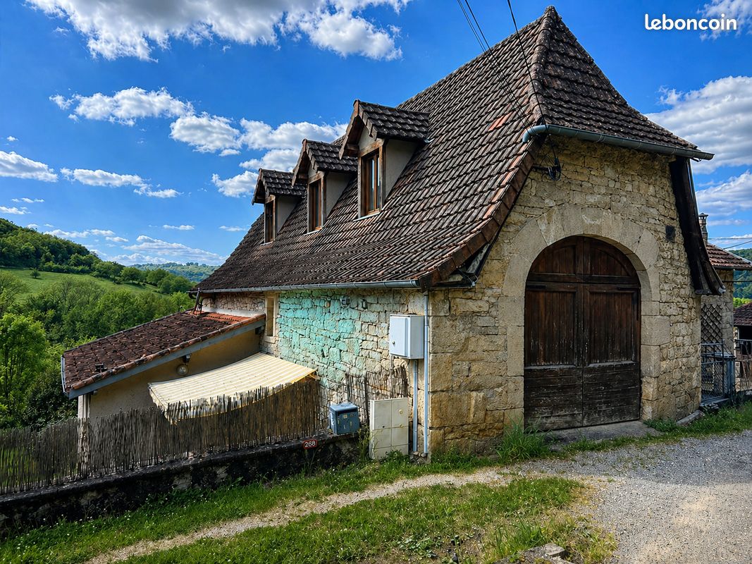 Maison 7 pièces 140 m² · à Ambeyrac · 140 m² · 169 500 €