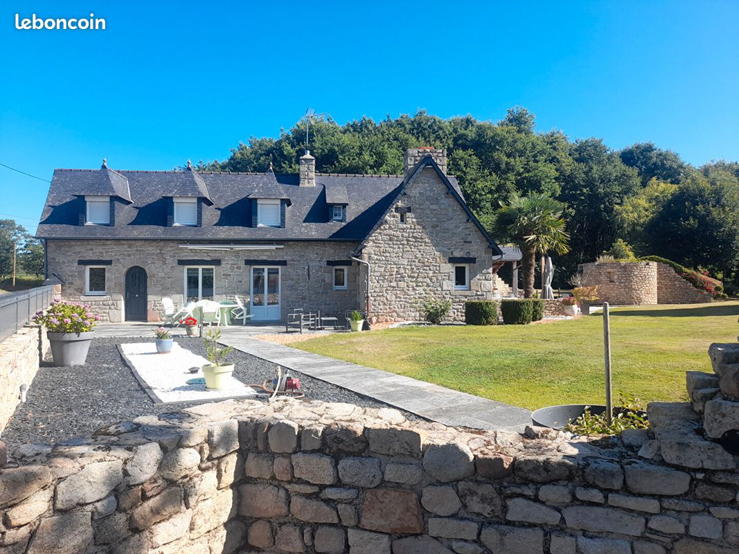 Maison 6 pièces 182 m² · à Plélan-le-Petit · 182 m² · 461 120 €